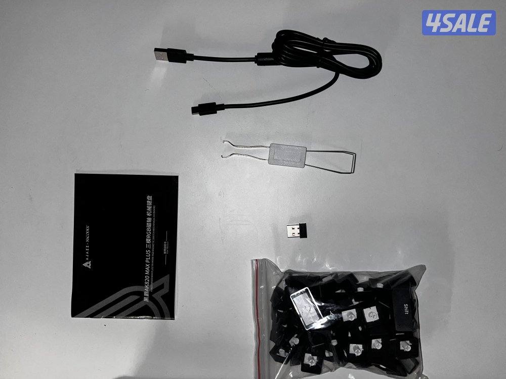 AJAAZ AK820max plus (magnetic Keyboard)2