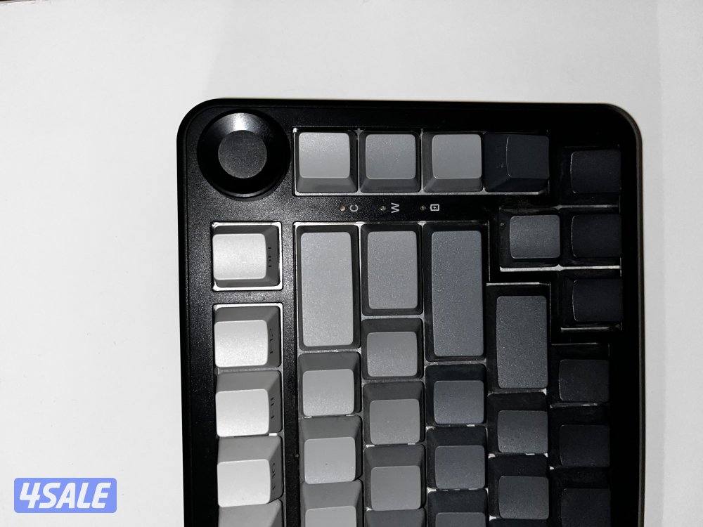 AJAAZ AK820max plus (magnetic Keyboard)3