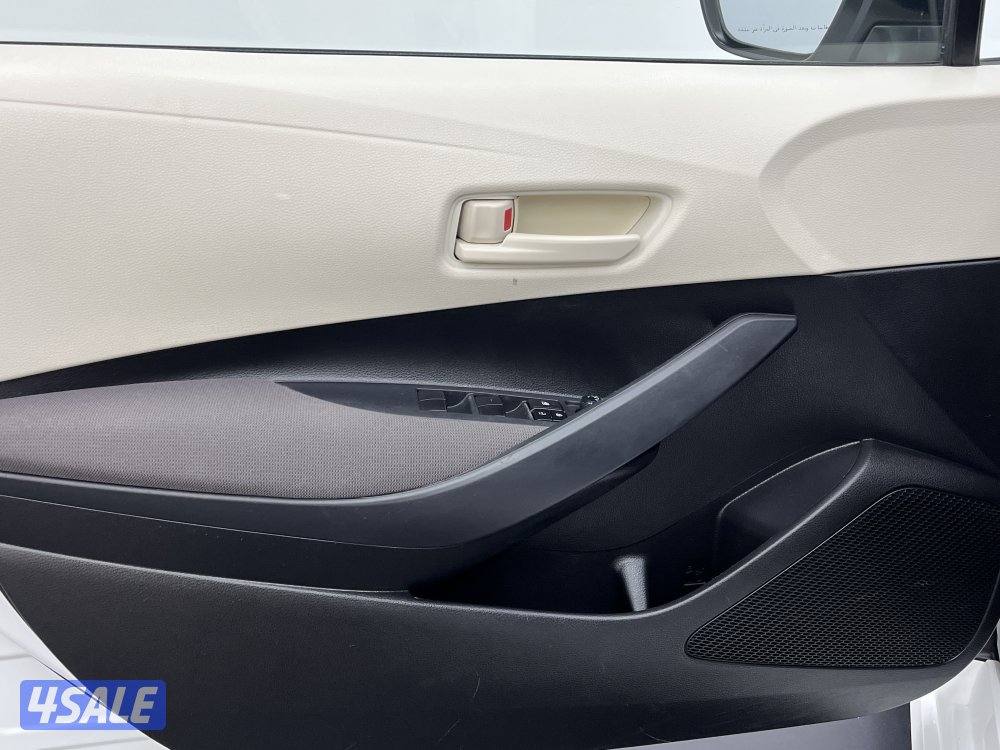 TOYOTA COROLLA 1.6L XLI STD OPTION10