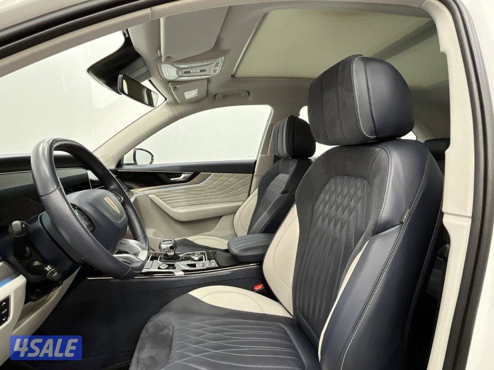 FAW HONG QI-HS5 Faw FAW HONG QI-HS5 20235