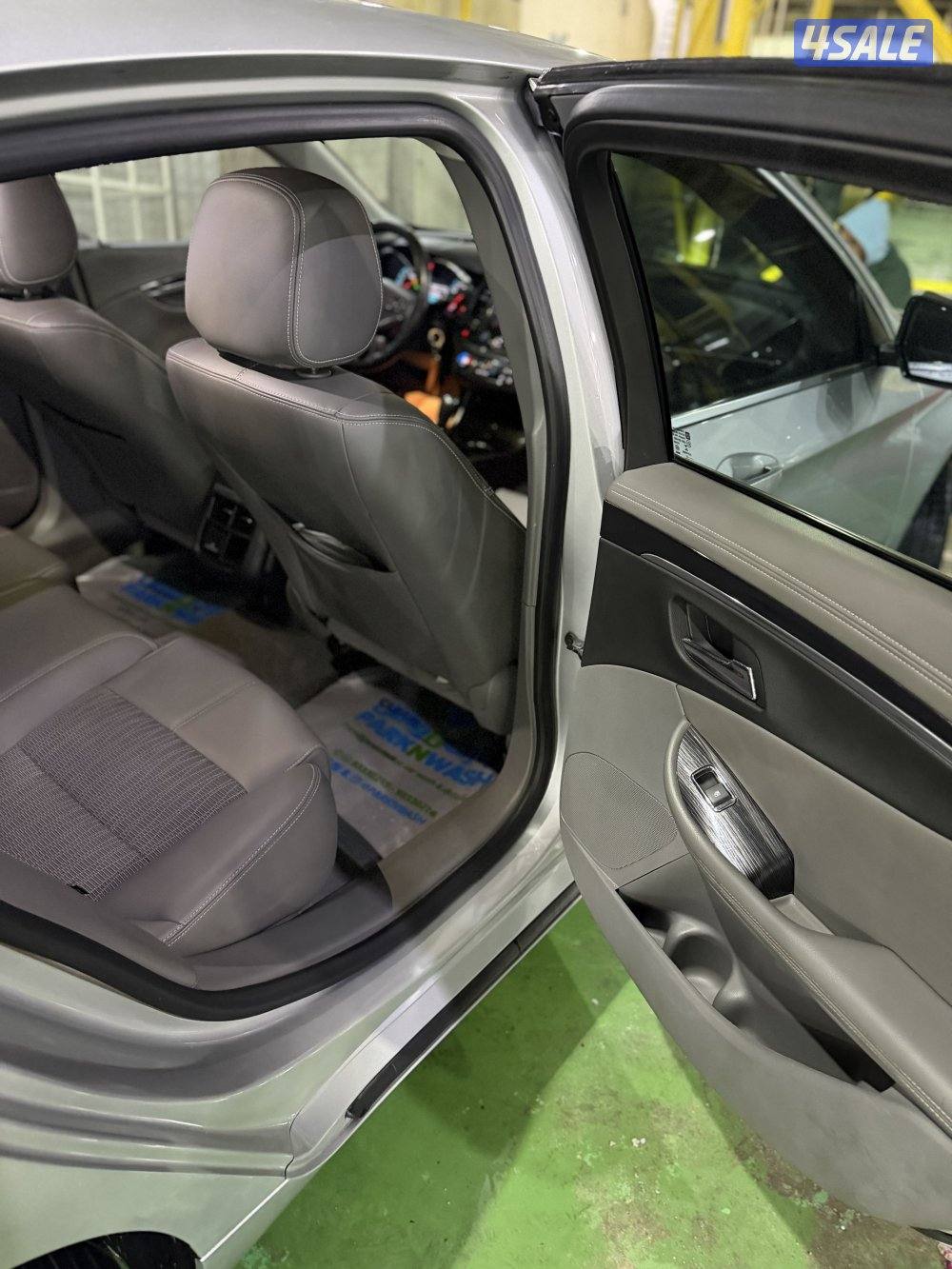 للبيع امبالا موديل ٢٠١٧ او البدل مع جمني سوزوكي مع دفع الفرقيه4