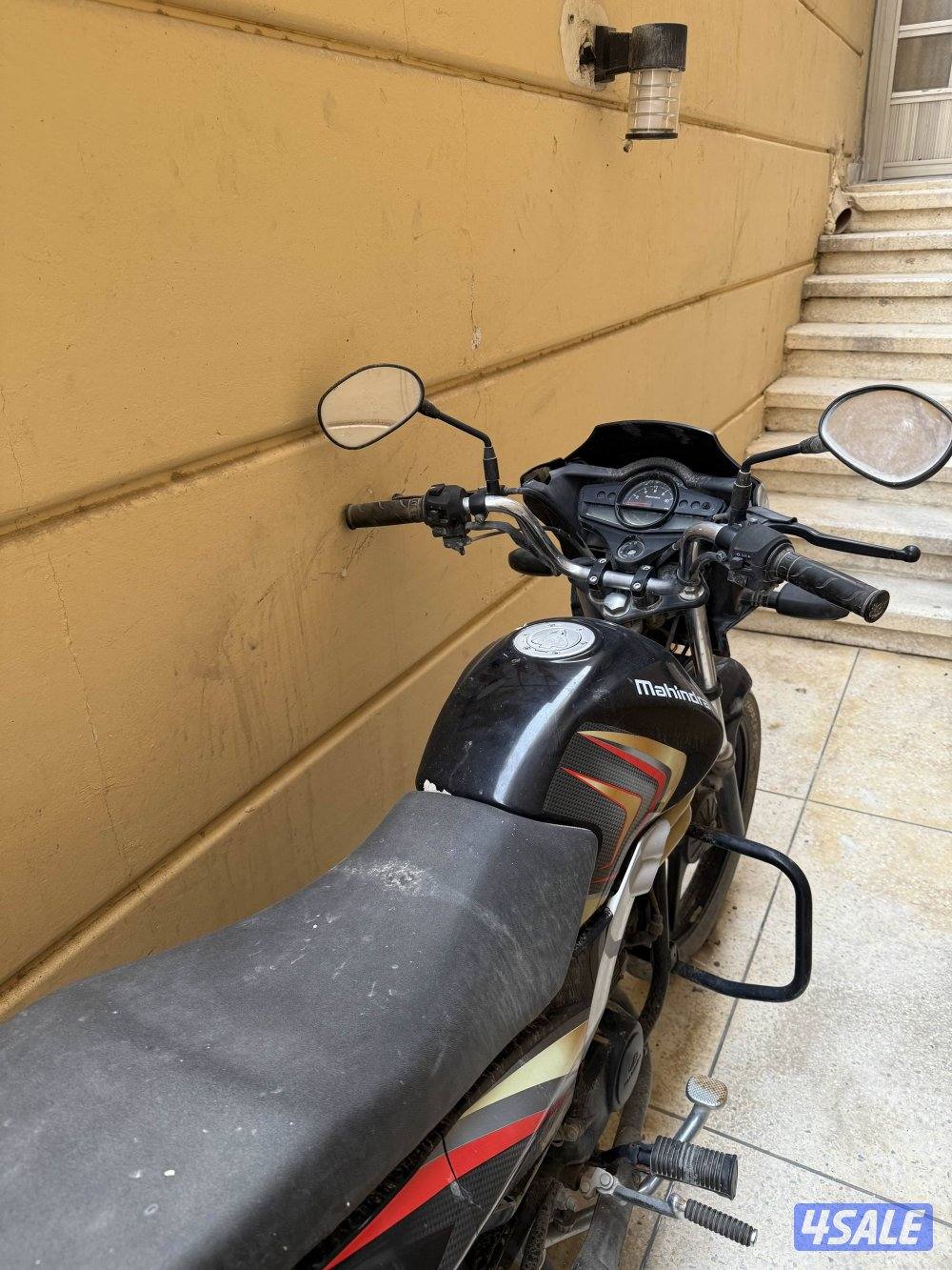 Mahindra Centuro NXT0