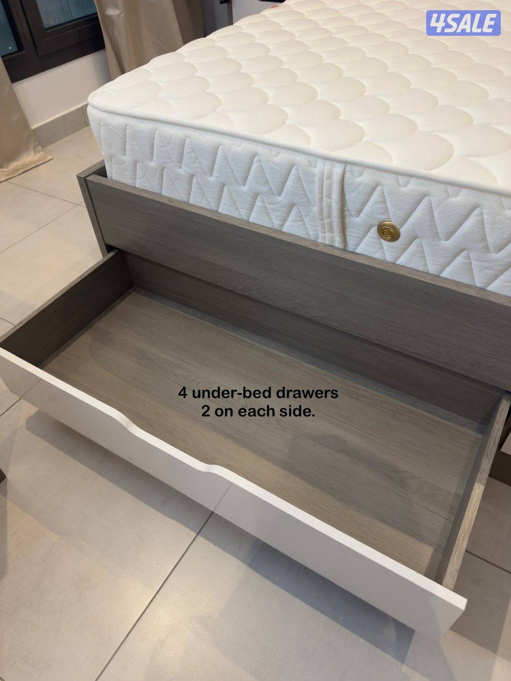 Bedroom + mattress + mirror3