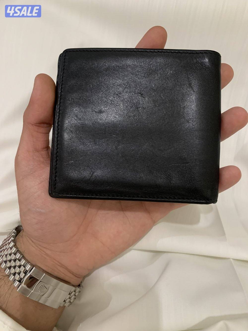 بوك سالوران اسود0