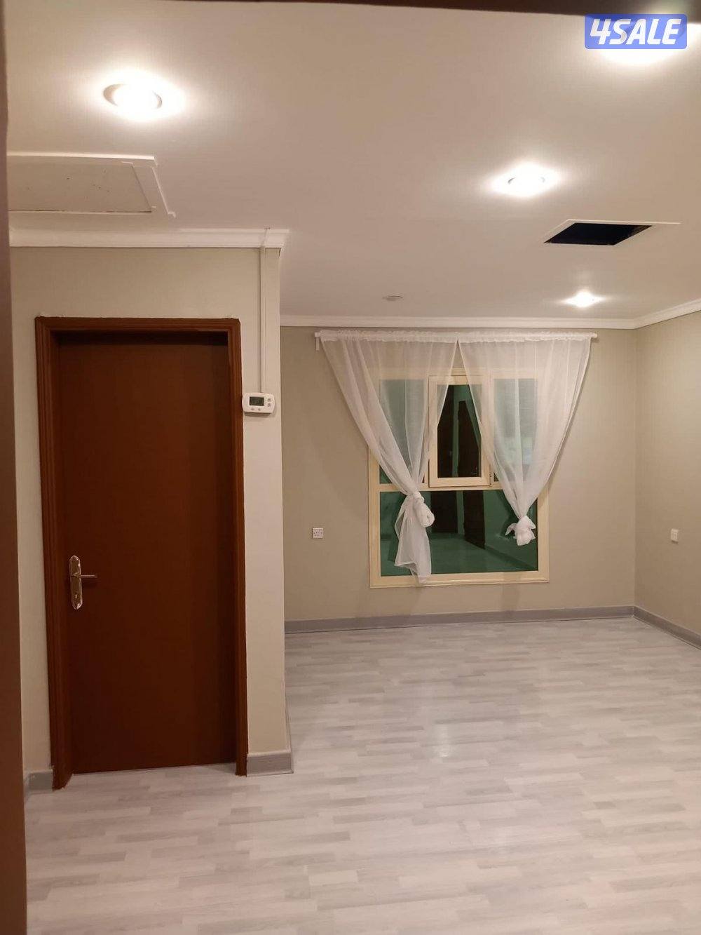 شقق للايجار غرفه وصاله ومطبخ وحمام تشطيب سوبر لوكس8