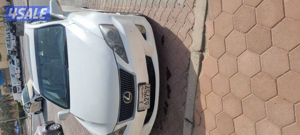 لكزس ٢٠٠٩ is 3002