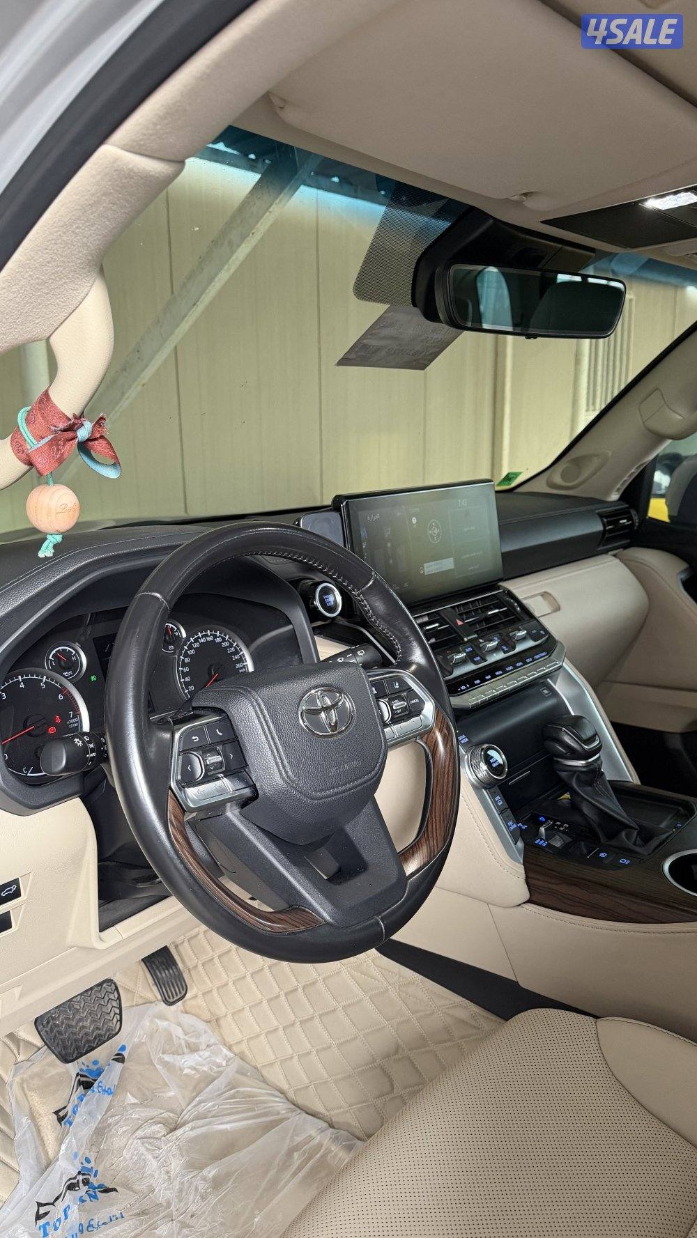 للبيع لاندكروزر الساير 20233