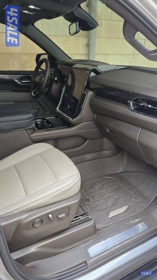 ٢٠٢٥ ماشي ٦٨٠٠ فقط ولم يدخل سيرفس اول7