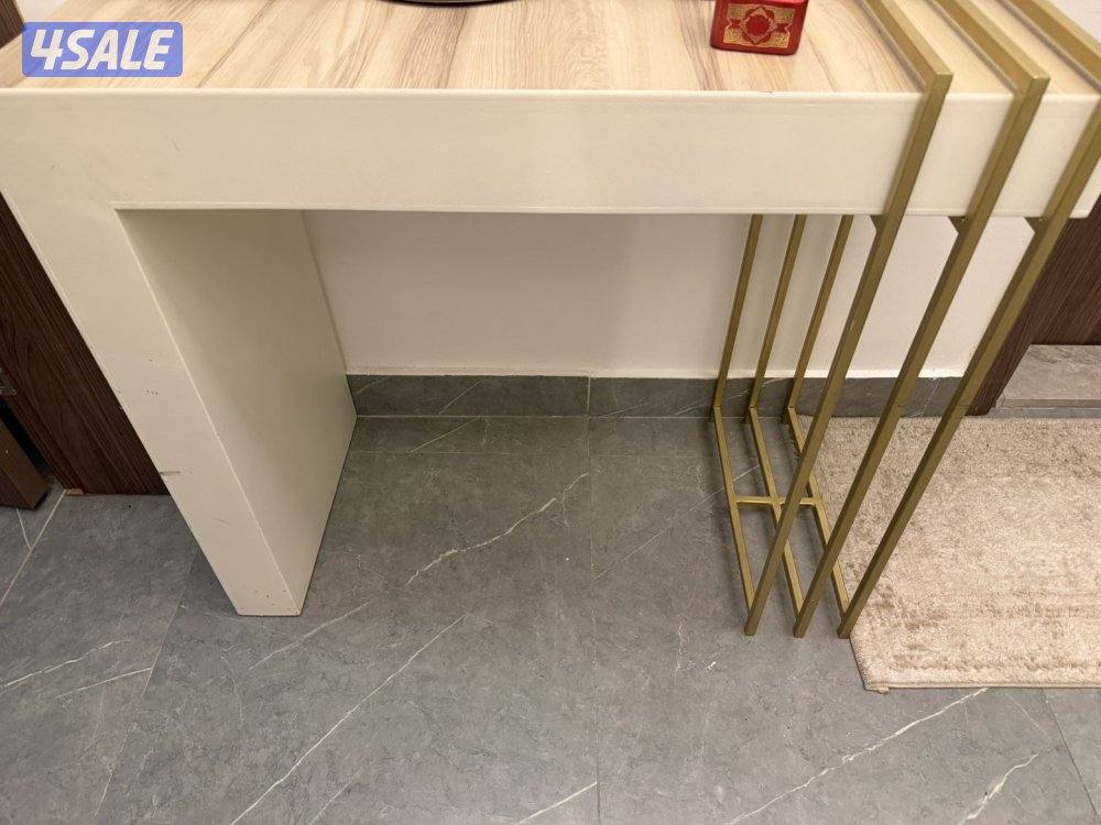 للبيع اثاث غرفه نوم كالجديد3