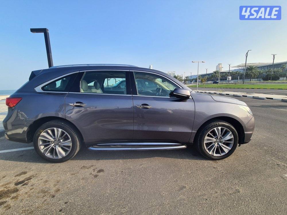 جيب اكورا MDX سنة 2018 صبغ وكالة ماعدا قطعه عداد 177 km5