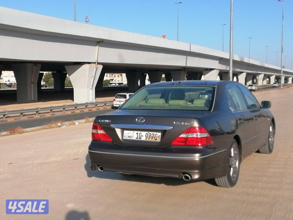 للبيع لكزس 2004 ls4303