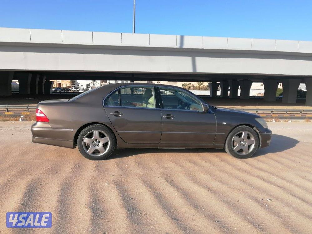 للبيع لكزس 2004 ls4307