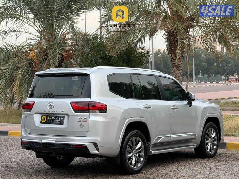 للبيع لاندكروزر GX-R V6 AERO S موديل 2023 وارد الساير3