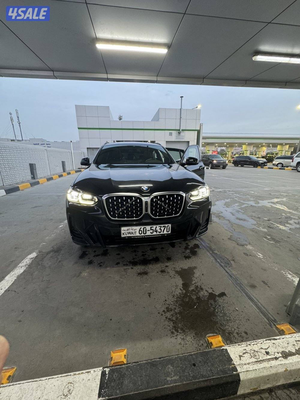 للبيع جيب بي ام X4 صبغ الوكالة شرط الفحص3