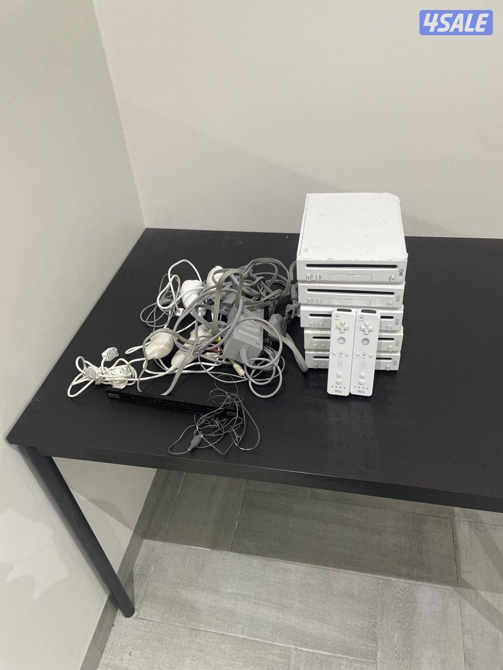 ٥ اجهزة wii بيعه سريعه0