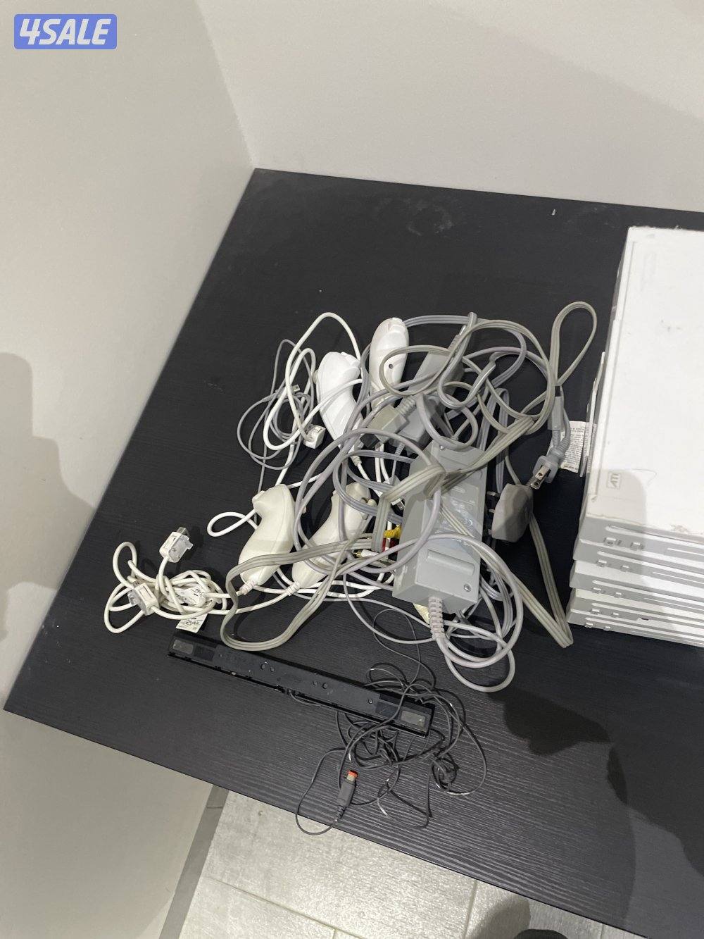 ٥ اجهزة wii بيعه سريعه3