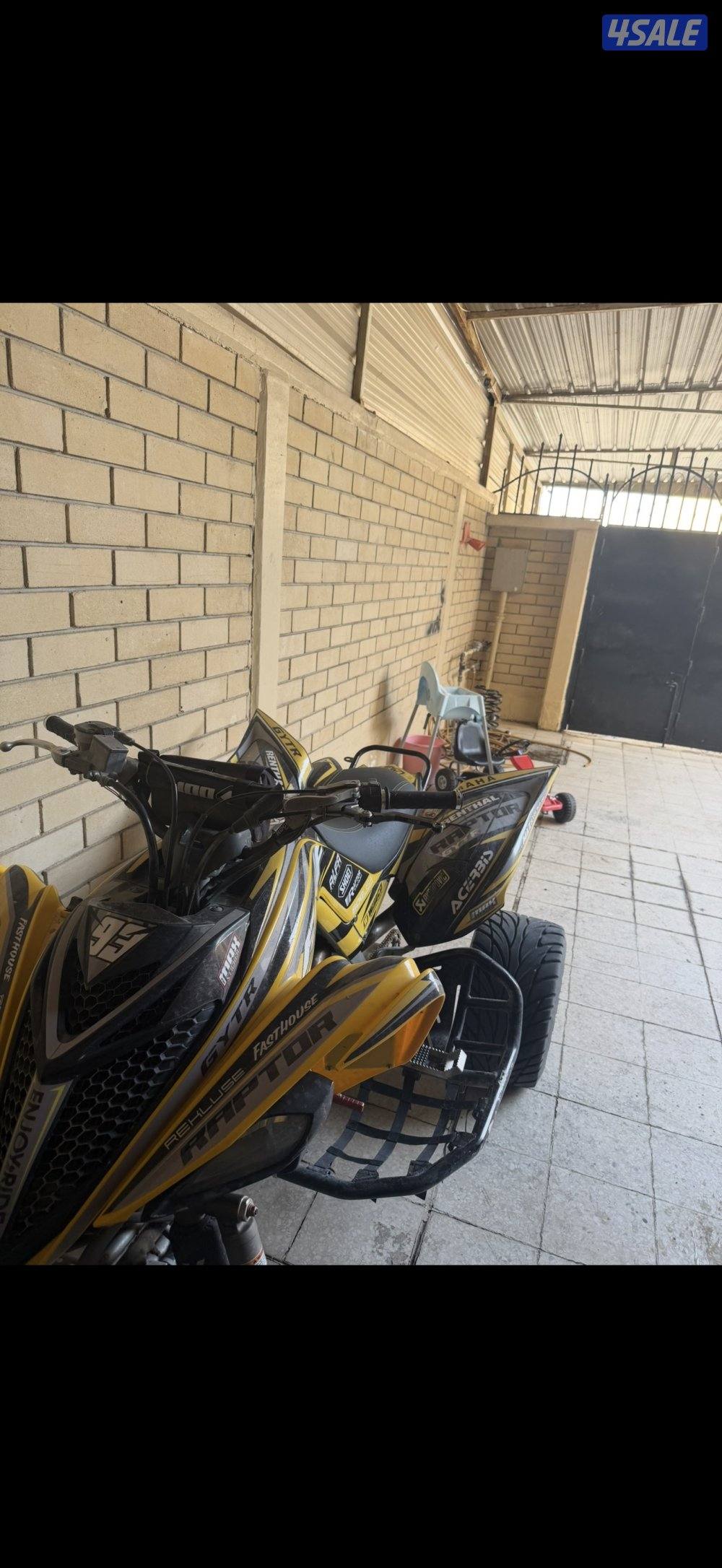 للبيع رابتر ٢٠١٤ عليه كفرات ١٦ اصليه مع عربانه6