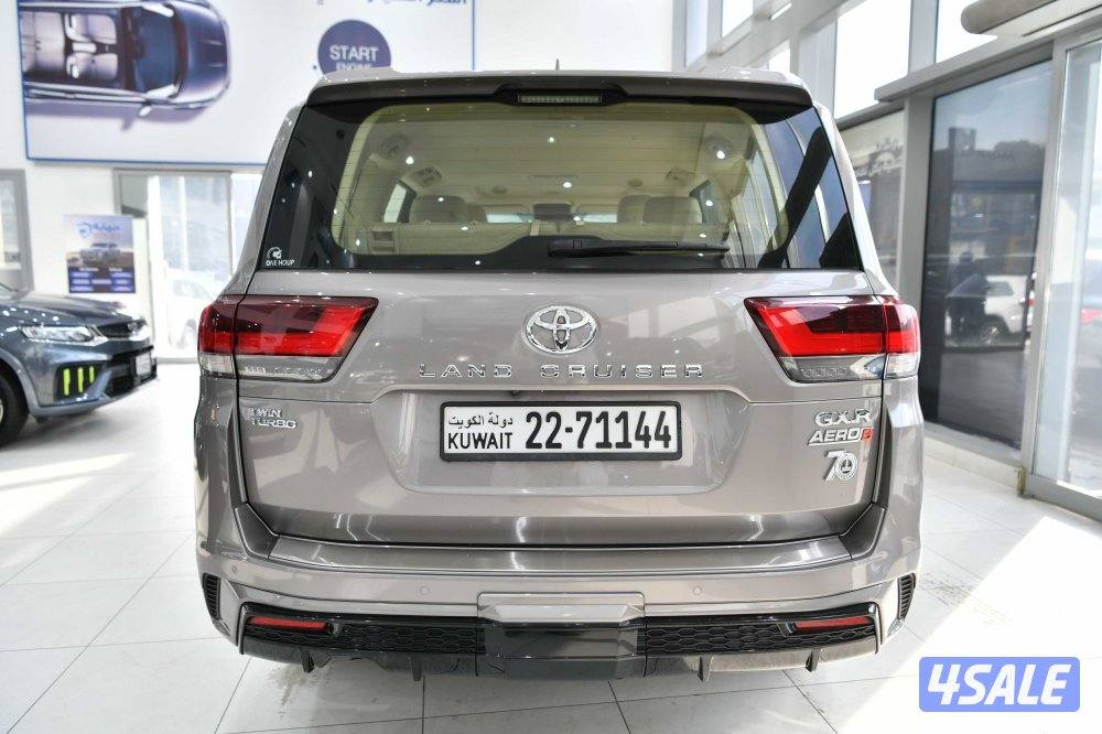 تويوتا لاندكروزر GXR - ايرو اس - توين تيربو3