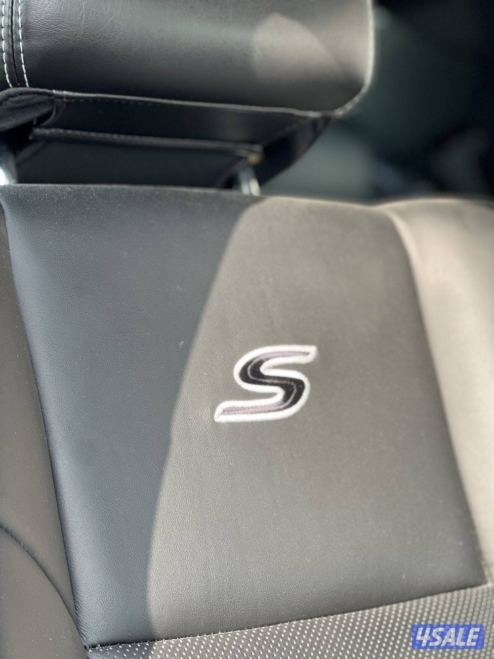 للبيع كرايزلر صبغ الوكالة6