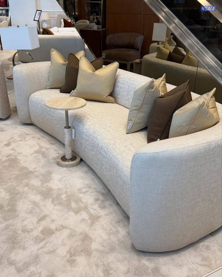 الضجيج مجمع غالرليا بوابة ٢او ٥ بجوار بوخمسين للسجاد قصر1