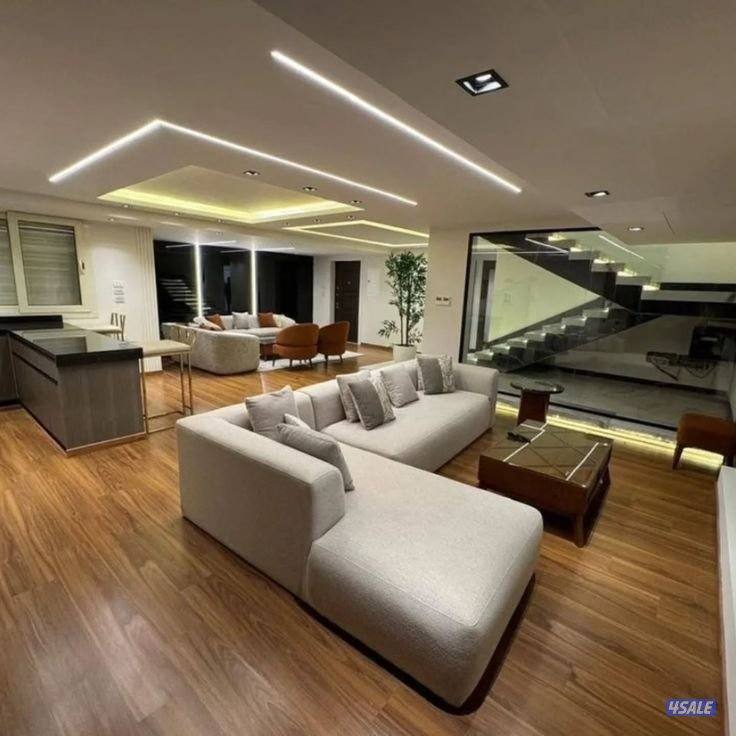 الضجيج مجمع غالرليا بوابة ٢او ٥ بجوار بوخمسين للسجاد قصر10