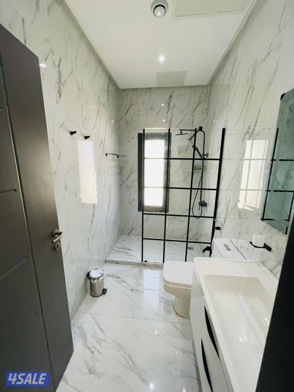 شاليه vip كامل مومقسوم عالبحر مباشر فخم واثاث راقي لاسنوي11