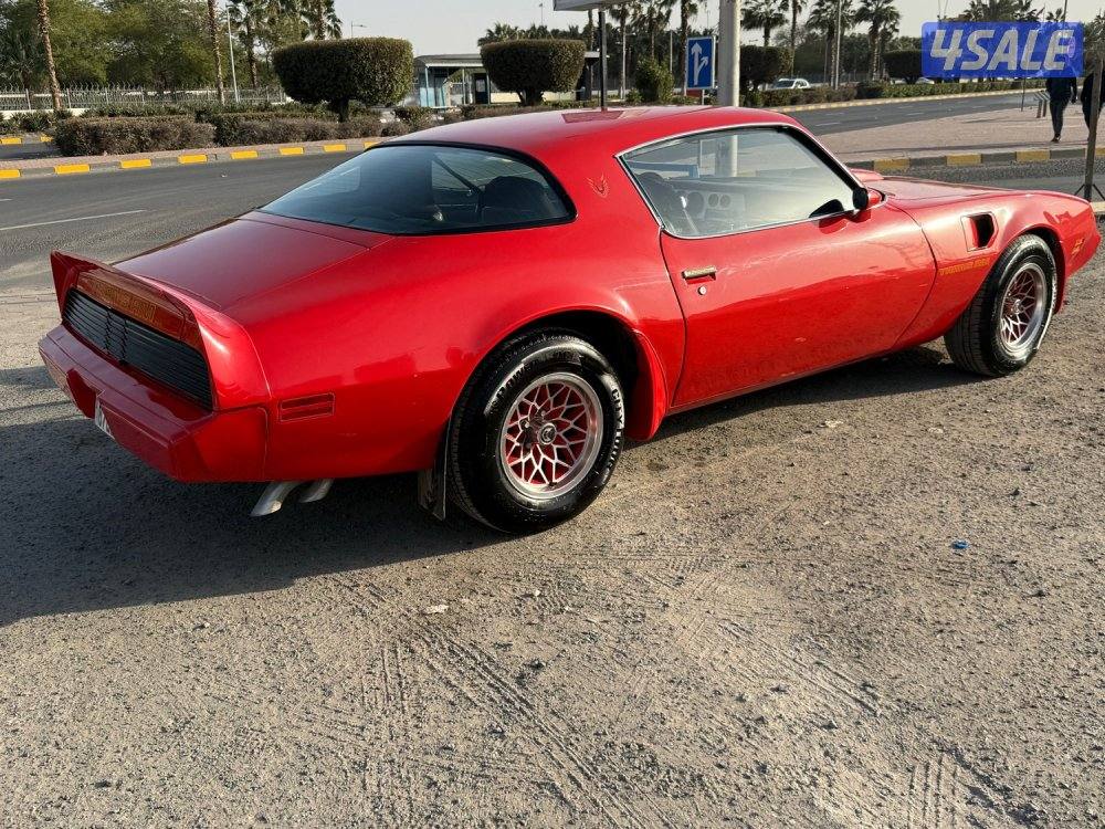 Pontiac Trans Am0