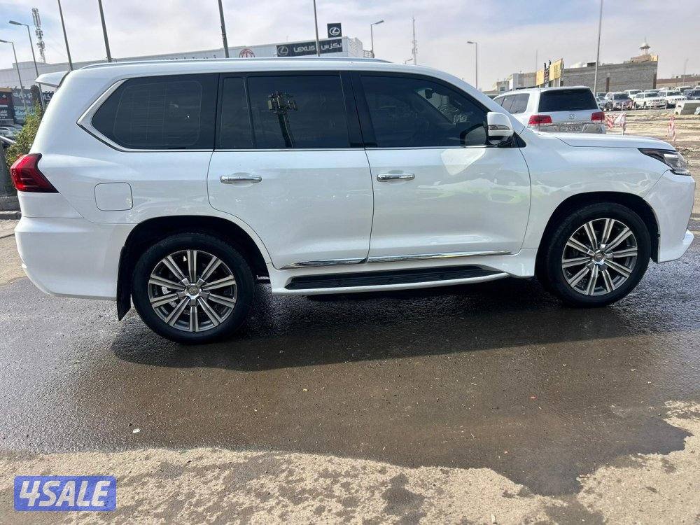 لكزس LX570 درجه اولى موديل 2016 ماشى 259.000 k.m  وارد الساير2
