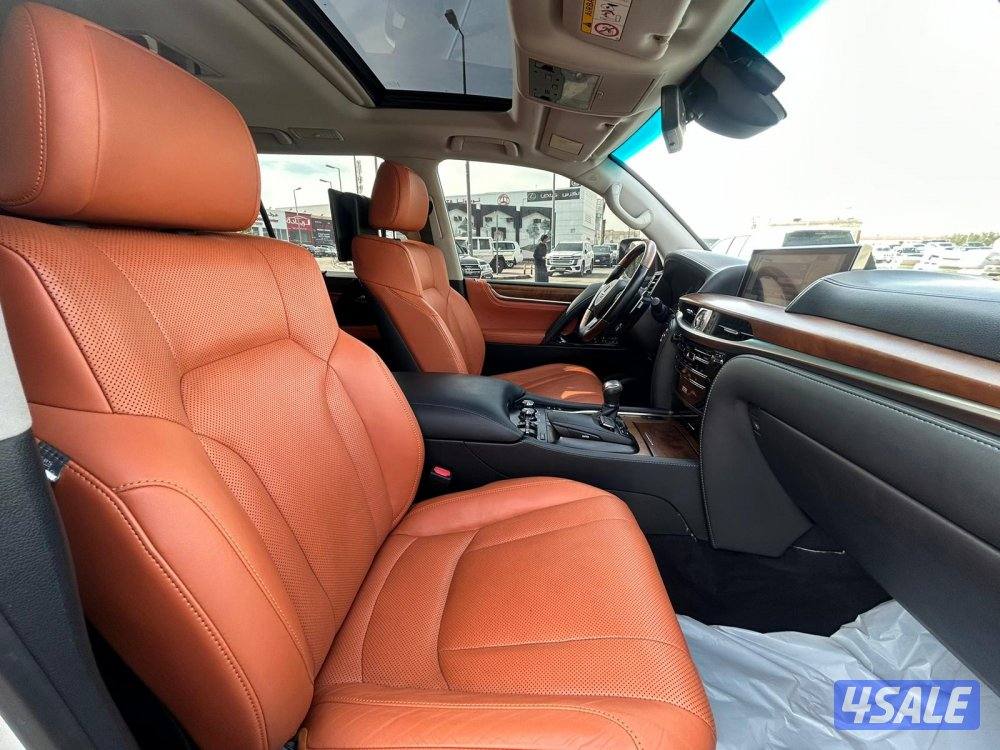 لكزس LX570 درجه اولى موديل 2016 ماشى 259.000 k.m  وارد الساير5