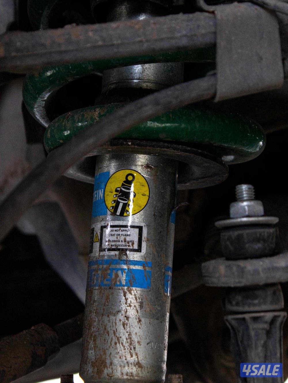 للبيع يوكن 2010 أسود بهبهاني SLT كامل المواصفات بدون دبل للبيع فقط5