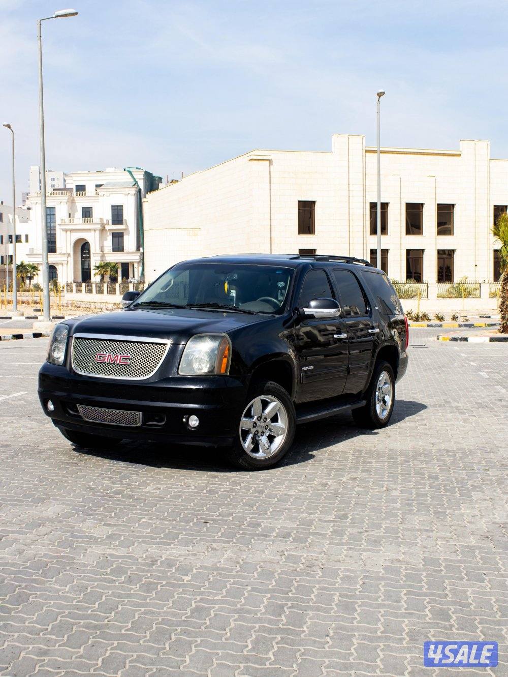 للبيع يوكن 2010 أسود بهبهاني SLT كامل المواصفات بدون دبل للبيع فقط10