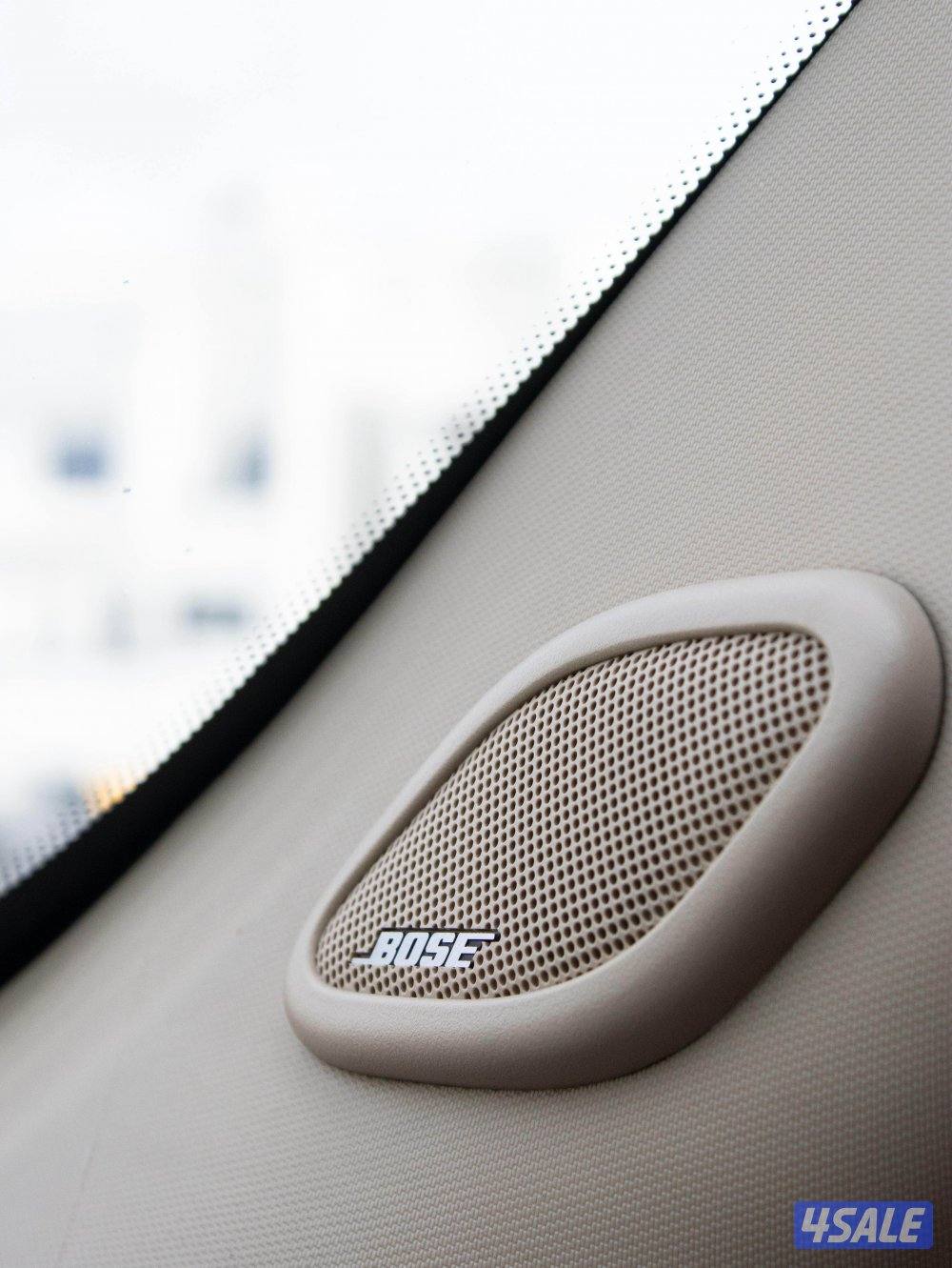 للبيع يوكن 2010 أسود بهبهاني SLT كامل المواصفات بدون دبل للبيع فقط13