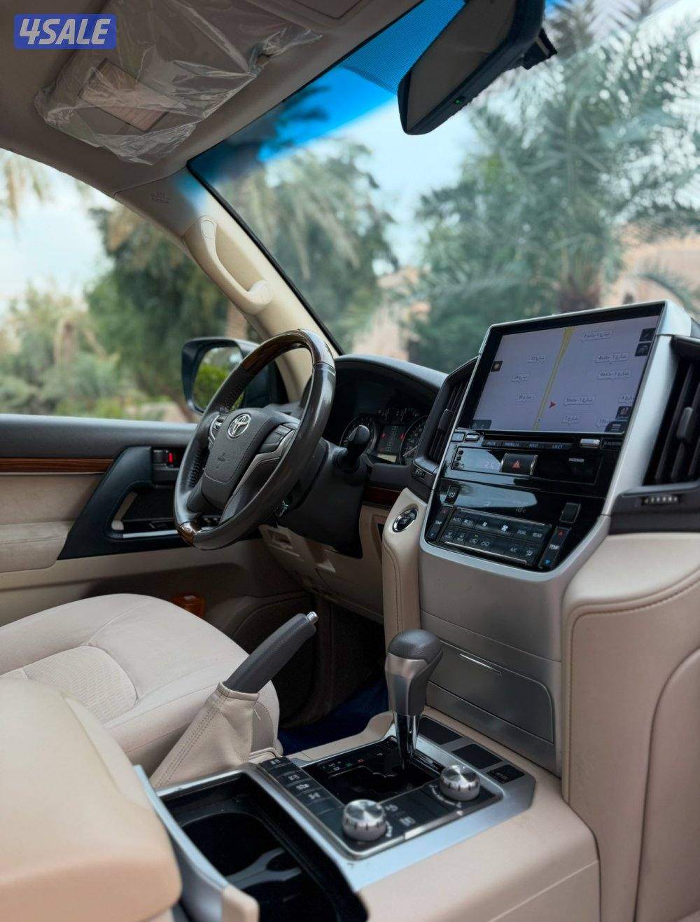 للبيع لاند كروزر GXR موديل 2018 صبغ وكاله بالكامل6