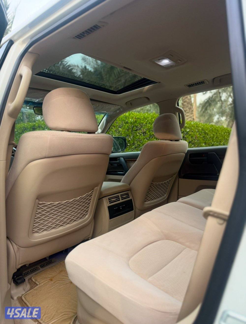 للبيع لاند كروزر GXR موديل 2018 صبغ وكاله بالكامل10