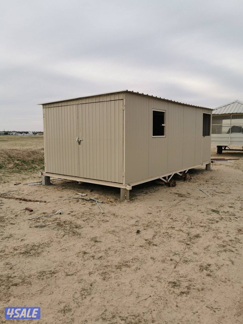 للبيع شالية مخزن + عرزاله0