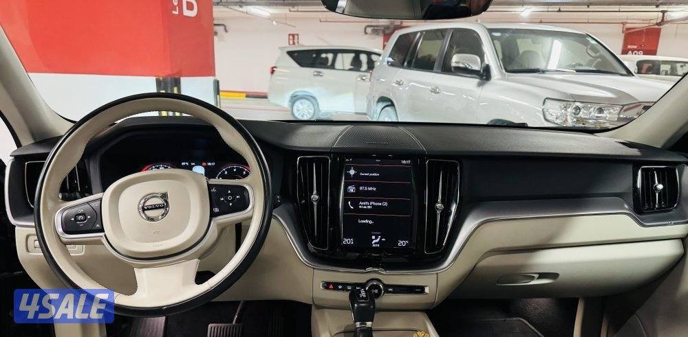 فولفو XC60 ماشي 53 الف كم موديل 2021 بحالة الوكاله الدرجه الاولى6