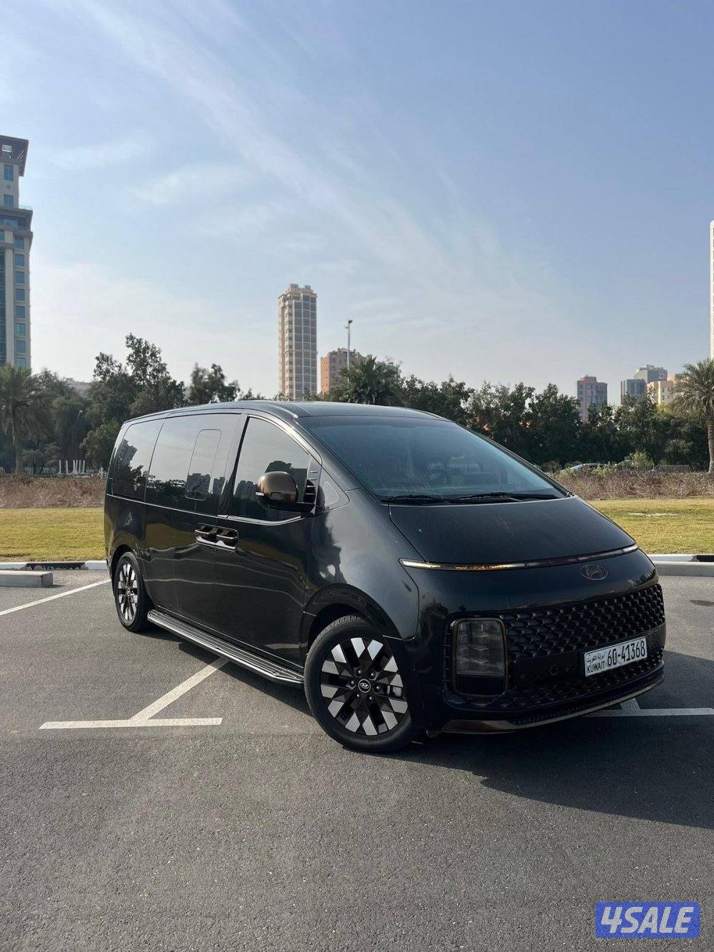 للبيع هيونداي ستاريا 20220