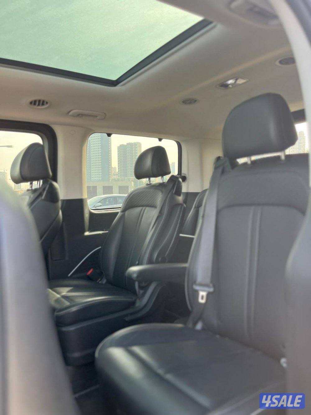 للبيع هيونداي ستاريا 20228