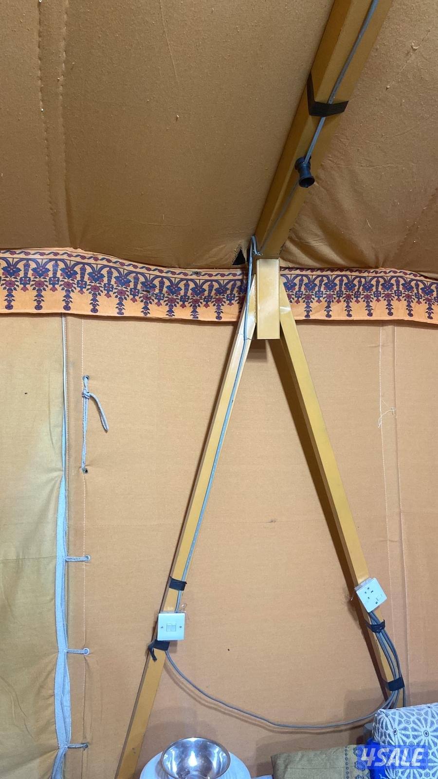 للبيع خيمه 8+8سعوديه جديده استعمال شهر مبنيه0