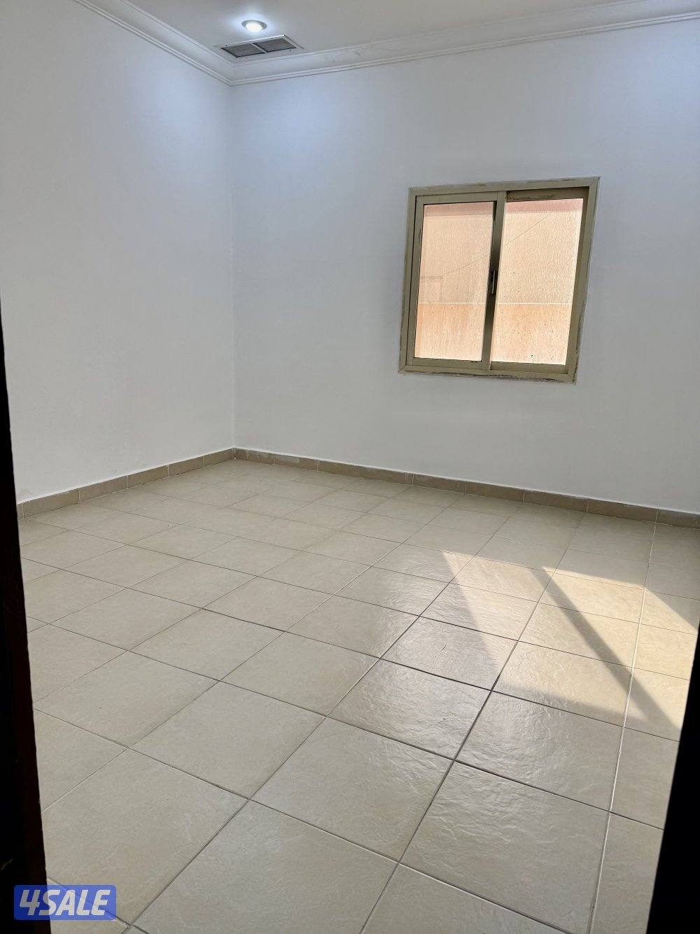 Apartment for rent 3 Bed room 2 toilet 1 hall room and kitchen  mangaf2