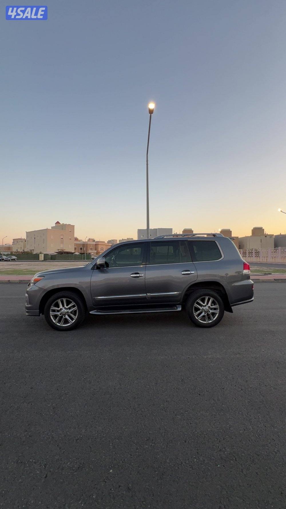 لكزس LX570 الدرجه الاولى3