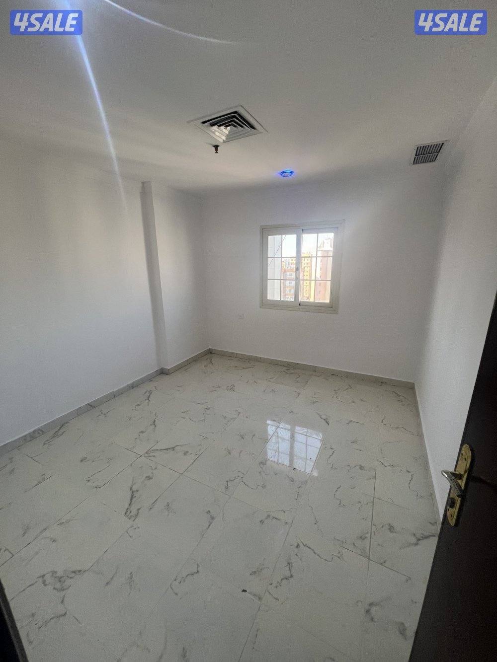 استلام فوري غرفتين وصاله ميدان حولي8