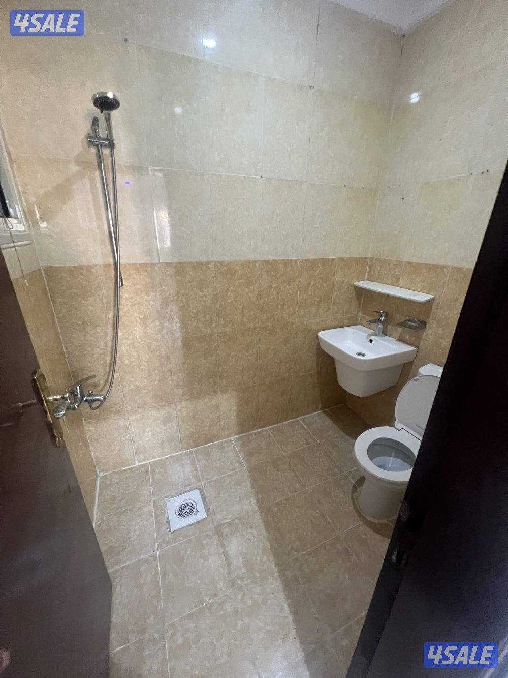 استلام فوري غرفتين وصاله ميدان حولي12