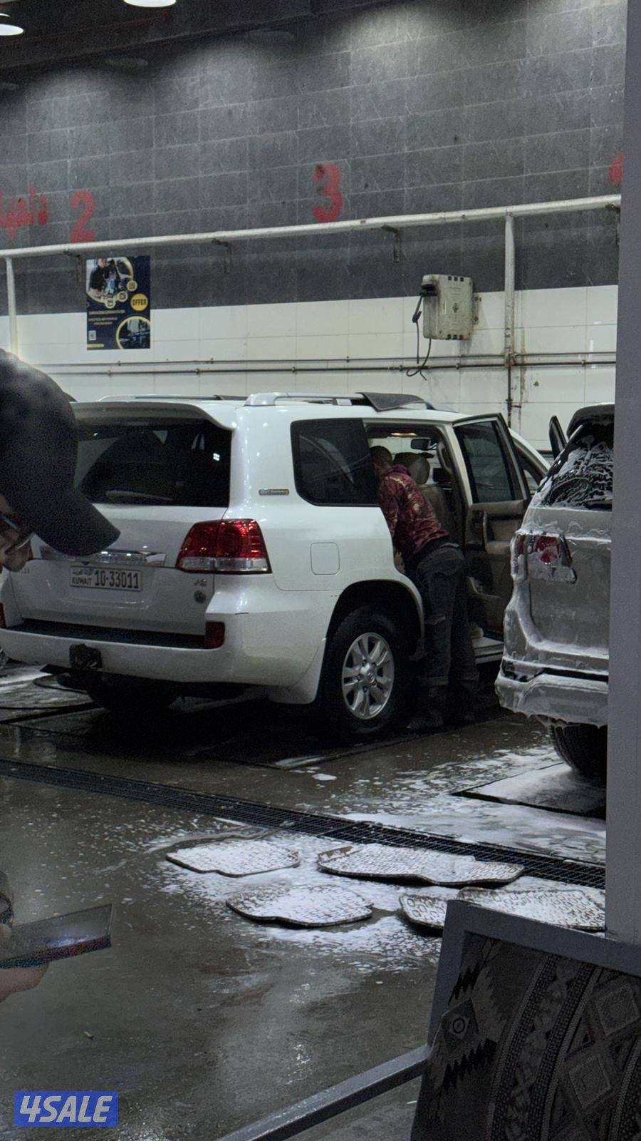 لاندكروزر ٢٠١١1