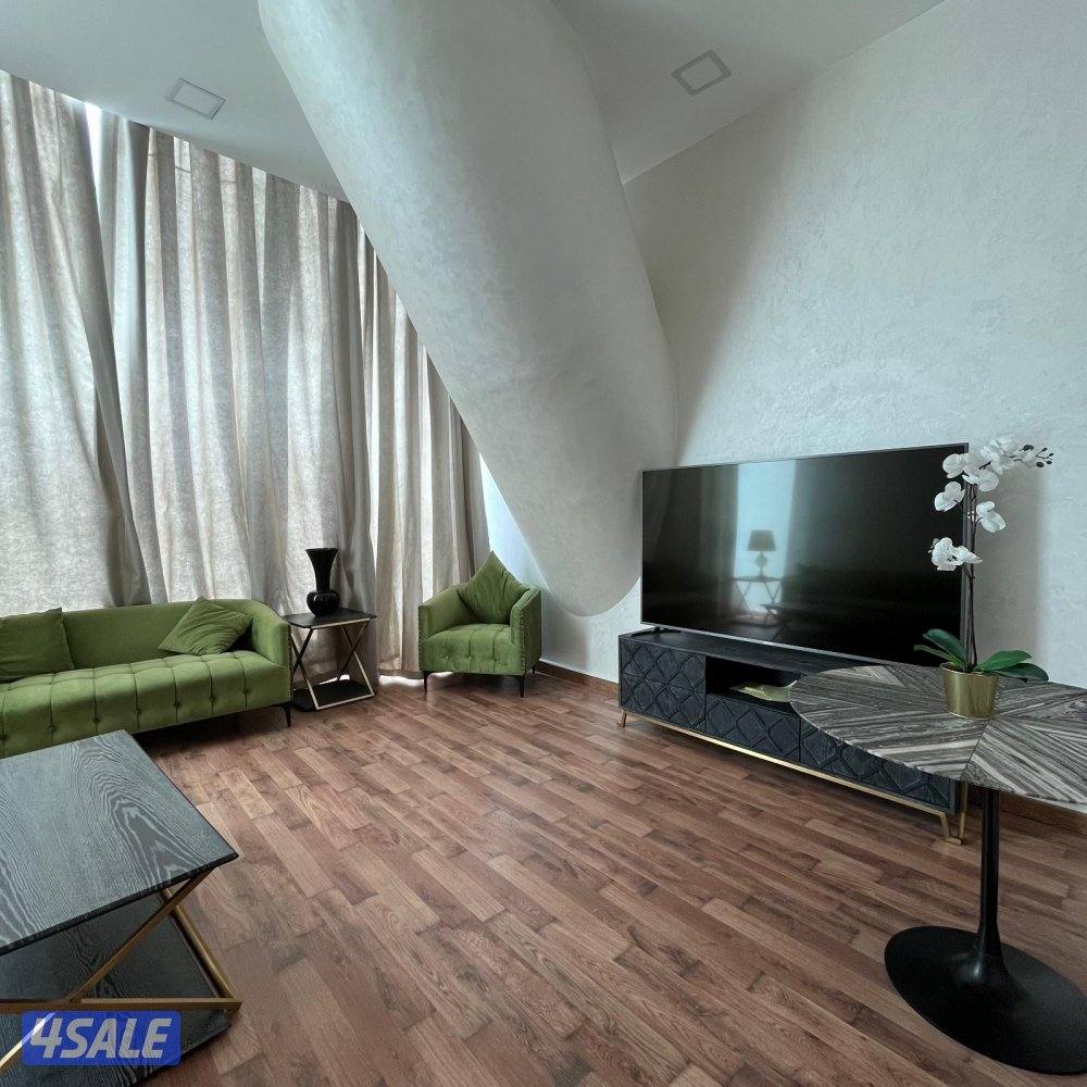 دور تجاري للإيجار في الشرق8