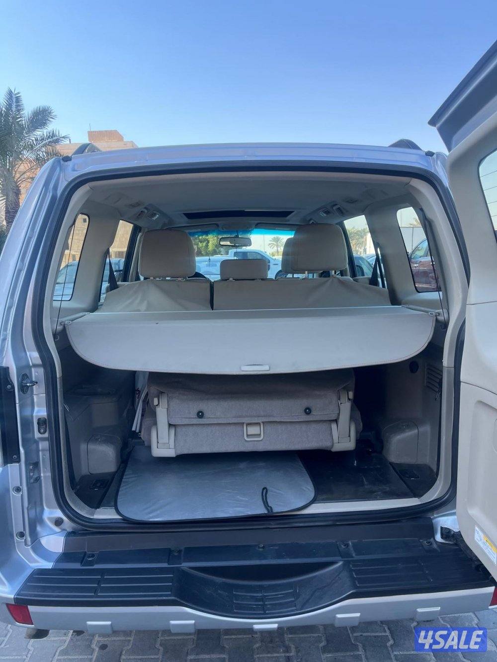 Mitsubishi pajero 2016 full option with sunroof for sale1