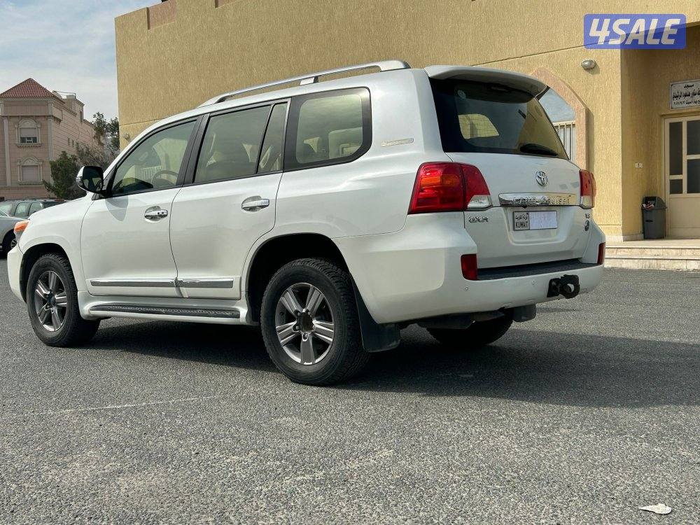 موديل 2015 ماشي: 178 الف شرط الفحص2