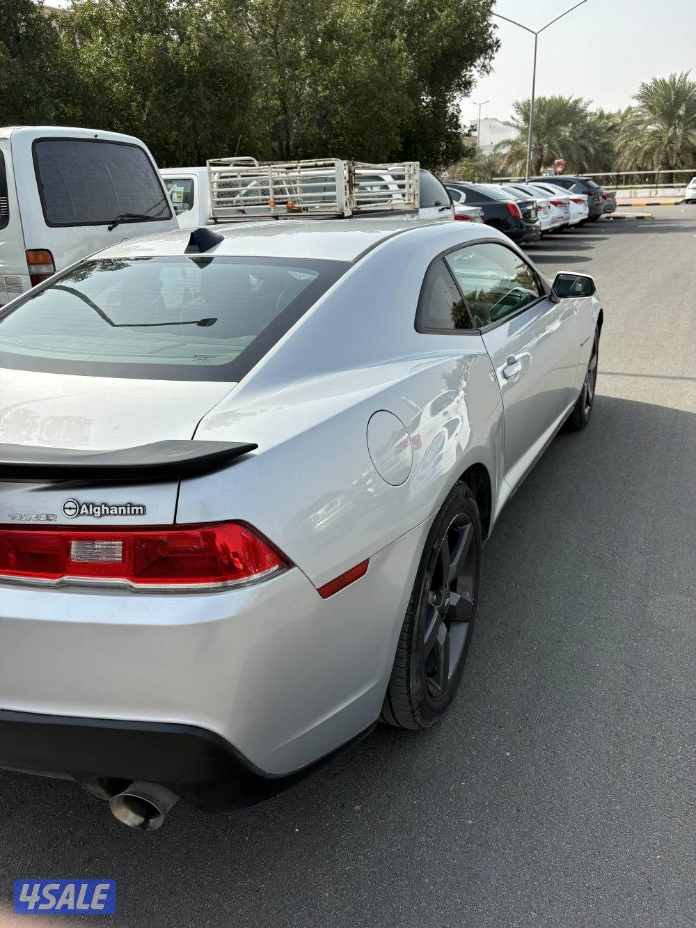 للبيع كمارو RS موديل 2015 رصاصي 6 سلندر الغانم5