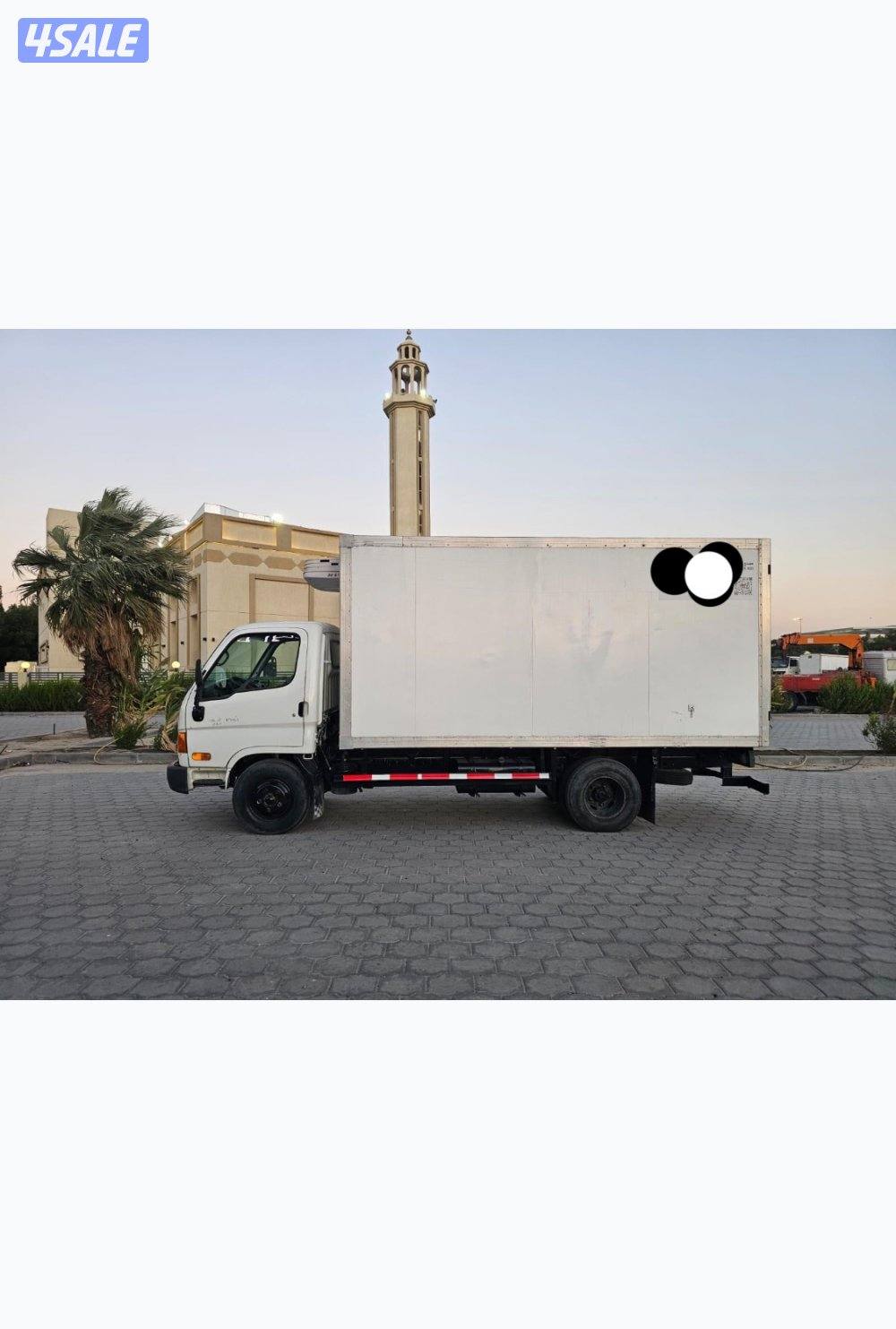 هاف لوري هيونداي 2011 ثلاجه تامين سنه صحي وتامين مرور سنه شرط الفحص0