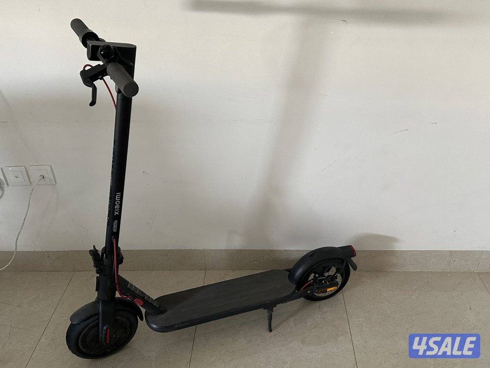 اسكوتر شاومي و شحنه سرعته 25 مافيه شي والله1